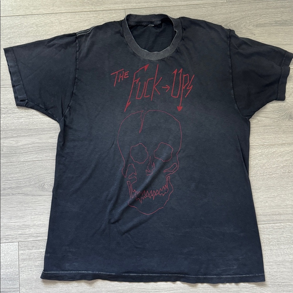 Vintage F UPS punk Black Graphic Tee with Red Skull Design